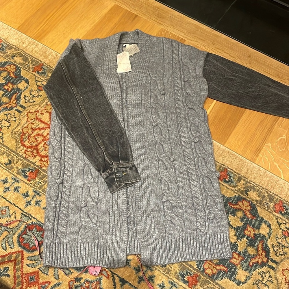 NWT Hem & Thread sweater cardigan denim sleeves size small